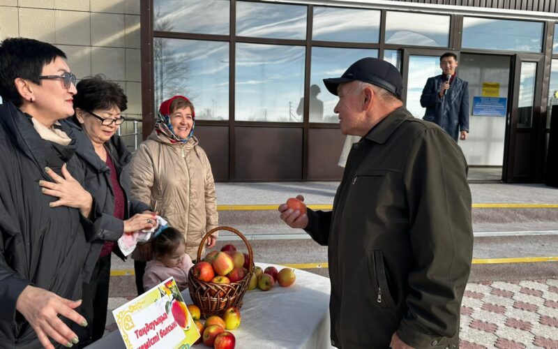 Акция «Таңдауыңыз жемісті болсын» проходит в Жаксынском районе