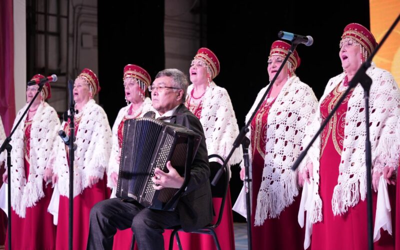 КӨКШЕТАУДА «РУССКАЯ ПЕСНЯ» АНСАМБЛІНІҢ 30 ЖЫЛДЫҚ МЕРЕЙТОЙЛЫҚ КОНЦЕРТІ ӨТТІ