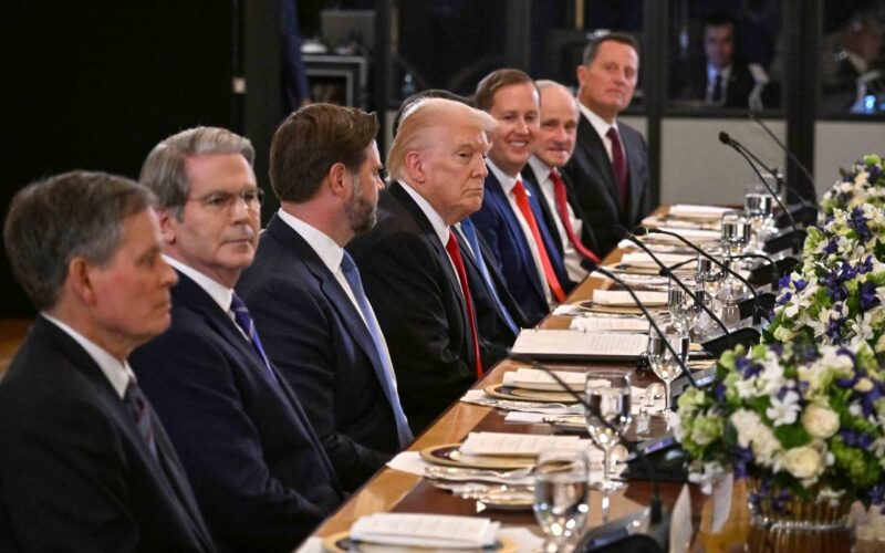 Президент Қазақстанның Құрама Штаттармен стратегиялық серіктестікті одан әрі нығайтуға ниетті екенін растады