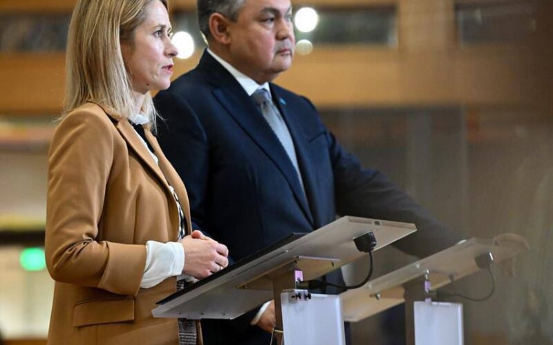 Сегодня Казахстан и Евросоюз начнут переговоры об упрощении визового режима