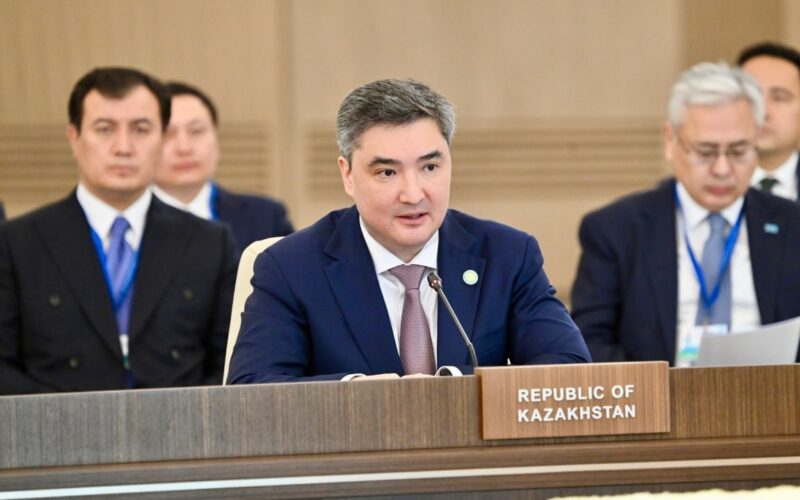 Олжас Бектенов принял участие во встрече глав правительств стран-участниц Организации тюркских государств в Баку