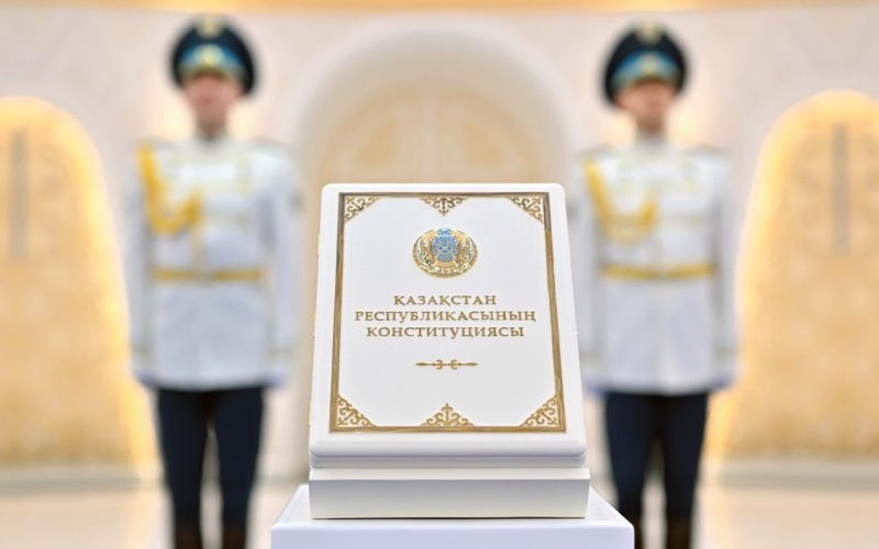 Жаңа Конституция жастардың қоғам өміріне белсенді араласуына, азаматтық жауапкершілігін арттыруға және қоғамдық бастамаларды қолдауға жаңа мүмкіндіктер береді