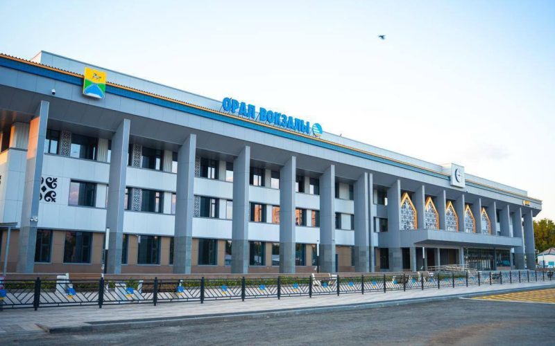 Елімізде жаз басталғалы бері қайта жаңғыртудан өткен 70 теміржол вокзалы ашылды