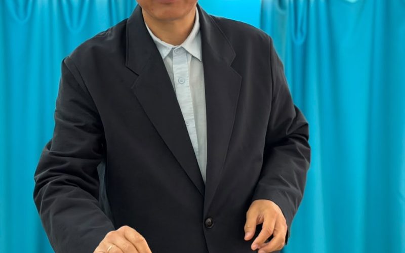 Сегодня, 23 августа, аким Атбасарского района К. Алимжанов принял участие в голосовании на выборах в новый однопалатный Курултай Республики Казахстан