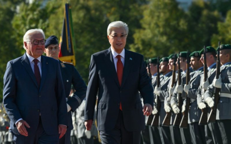 Қазақстан мен ГФР президенттері шағын құрамда келіссөз жүргізді